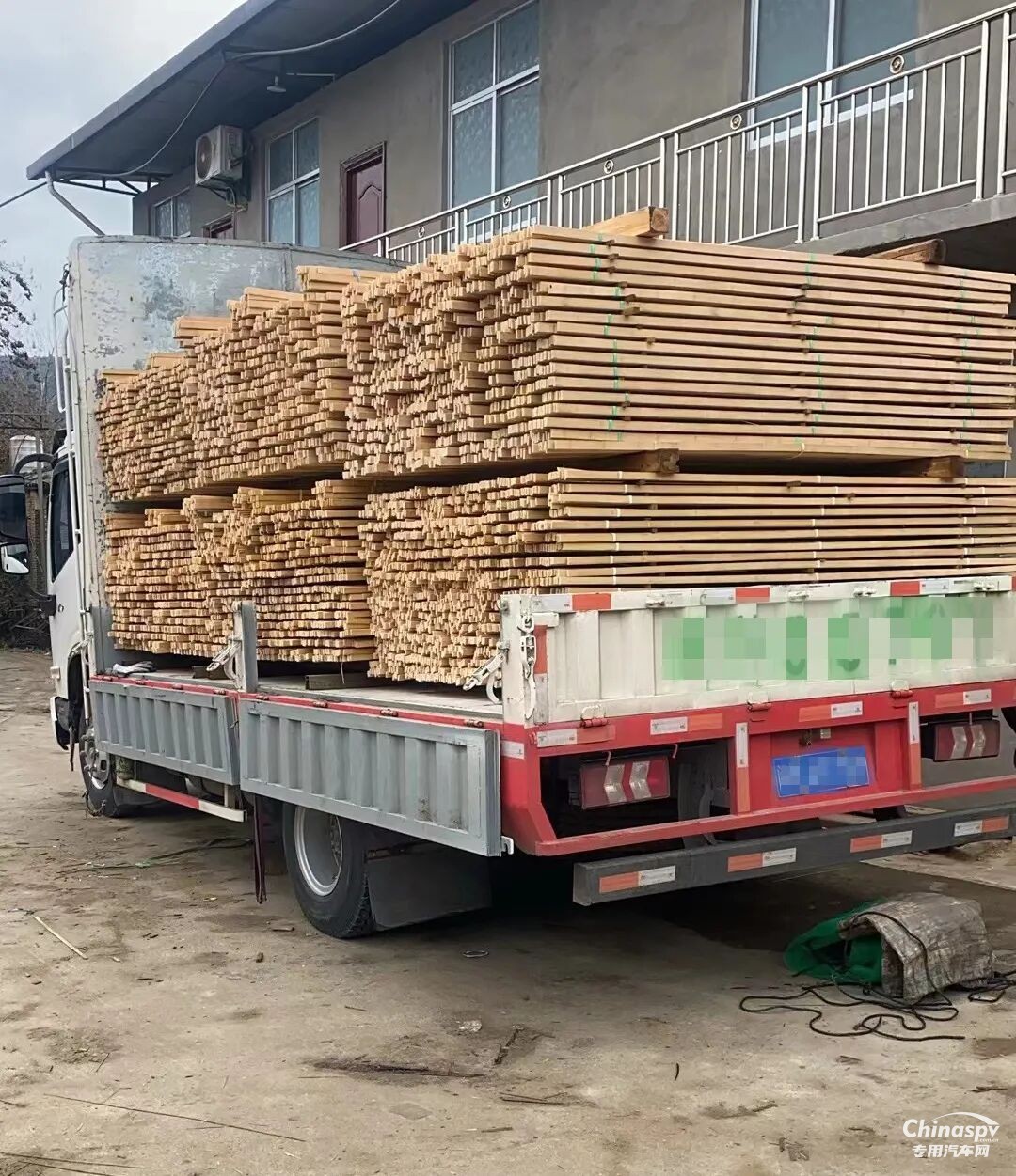 山路变“致富坦途”，安徽康明斯E2.5+江淮威铃K7助叶师傅路路通“财”