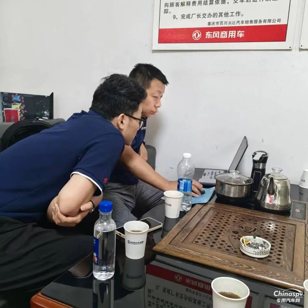 点赞+1！一面锦旗，见证东风龙擎暖心服务