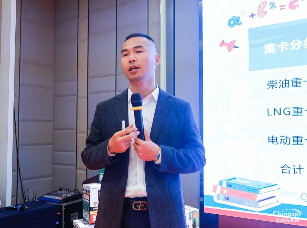 2025年10月27日，“聚势赋能 共赢未来 可兰素 1 号升级版发布会暨双十一战役启航盛会”在南京圆满落幕。