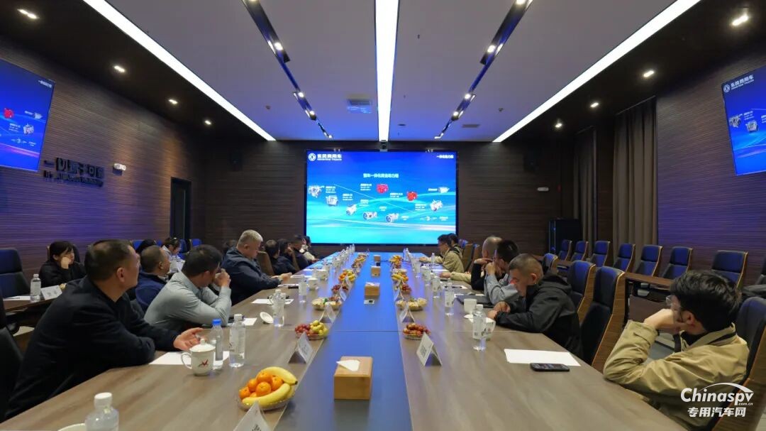 智造新引擎,护航危化路!岳阳云溪区道协探访龙擎,共话合作新篇章