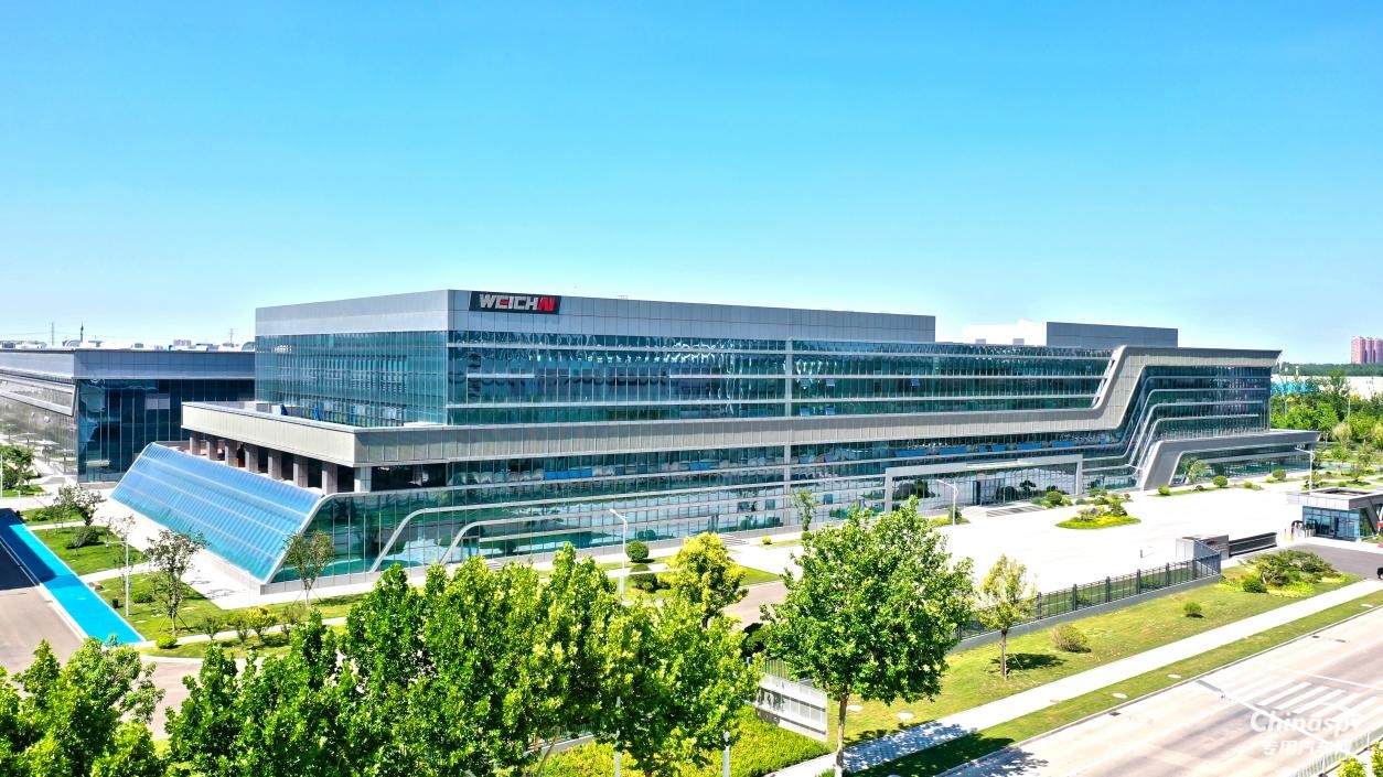 潍柴入选领航级智能工厂 以硬核实力亮相世界智能制造大会