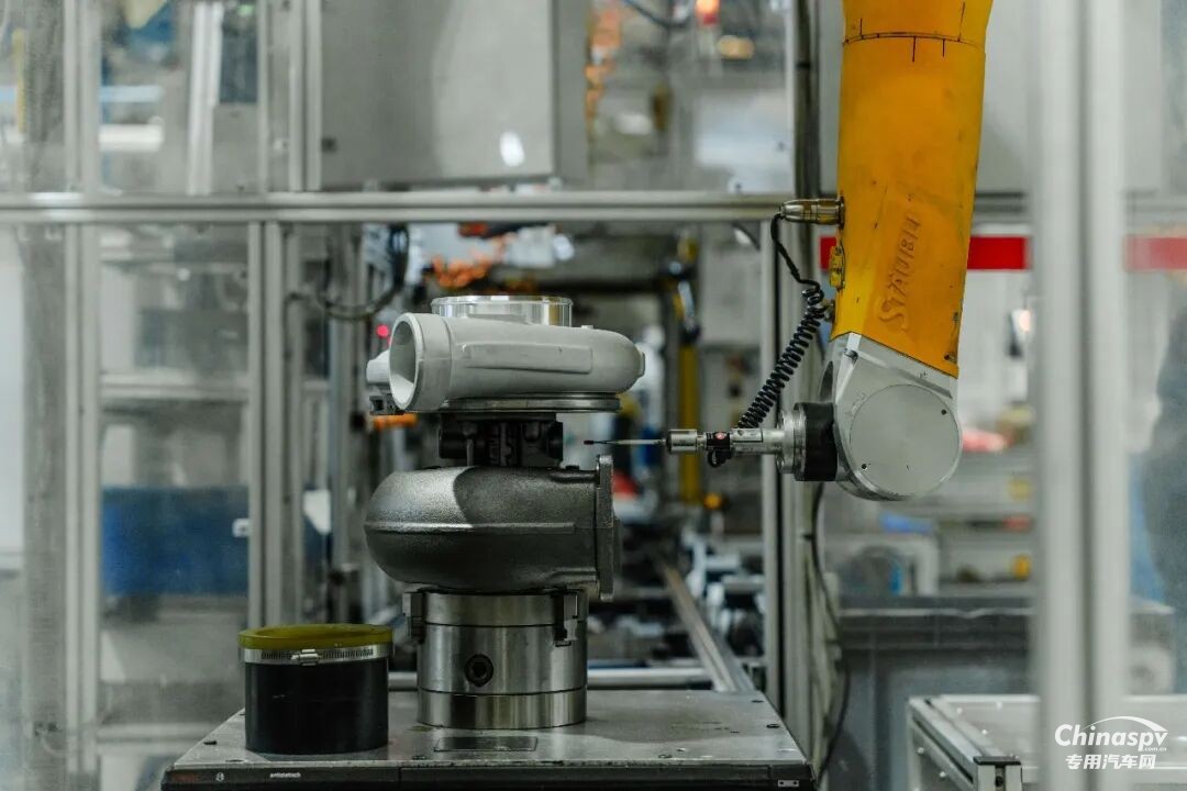 本土智造再突破!无锡康明斯大马力增压器“芯智造”能力升级