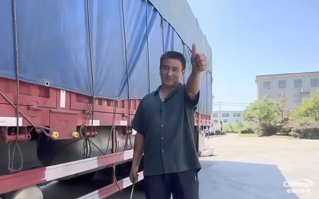 百公里油耗22L!玉柴大马力重机成为陈师傅赚钱的“好拍档”