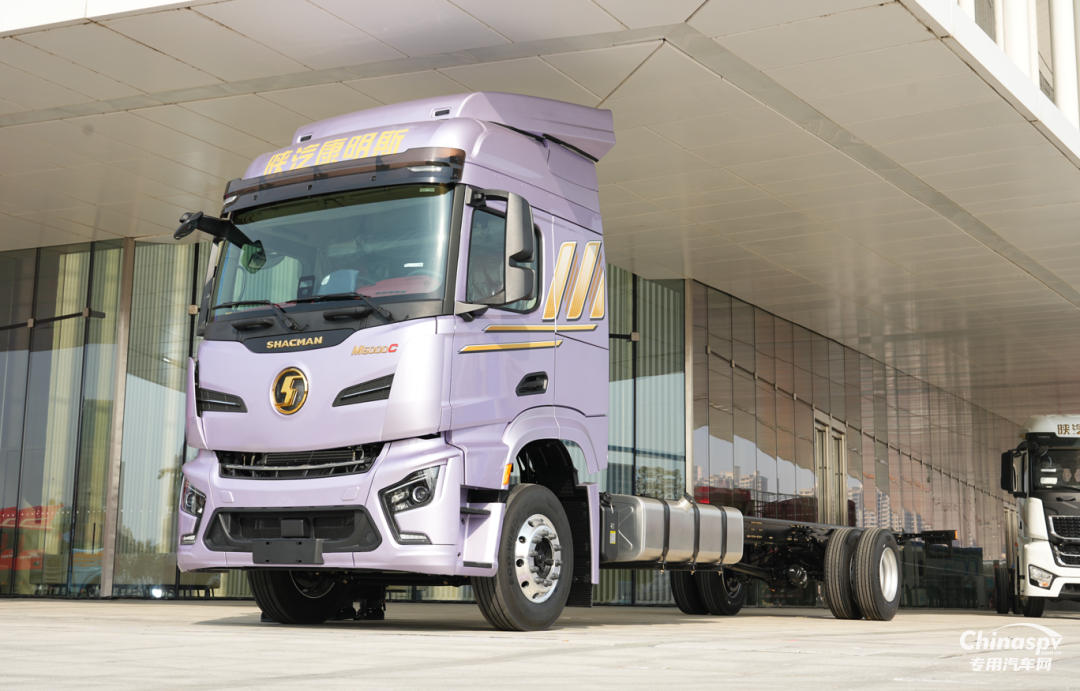 全域深耕 全景突破!西安康明斯闪耀陕汽重卡2026商务年会!