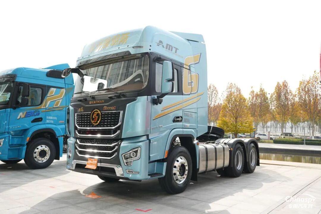 全域深耕 全景突破!西安康明斯闪耀陕汽重卡2026商务年会!