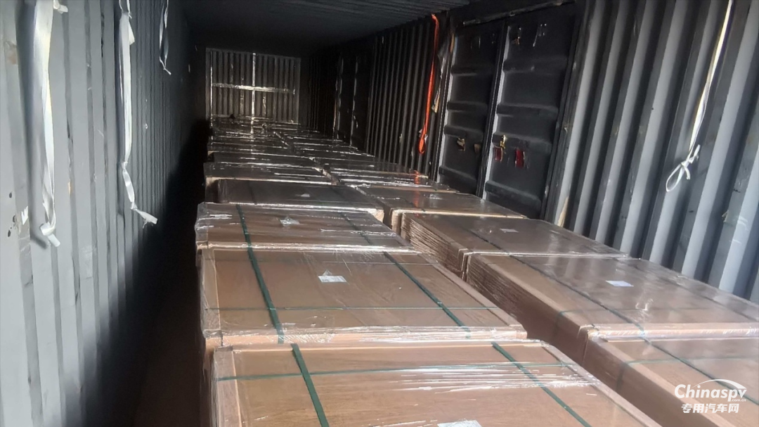 广西查处一普货企业非法承运危险货物锂电池