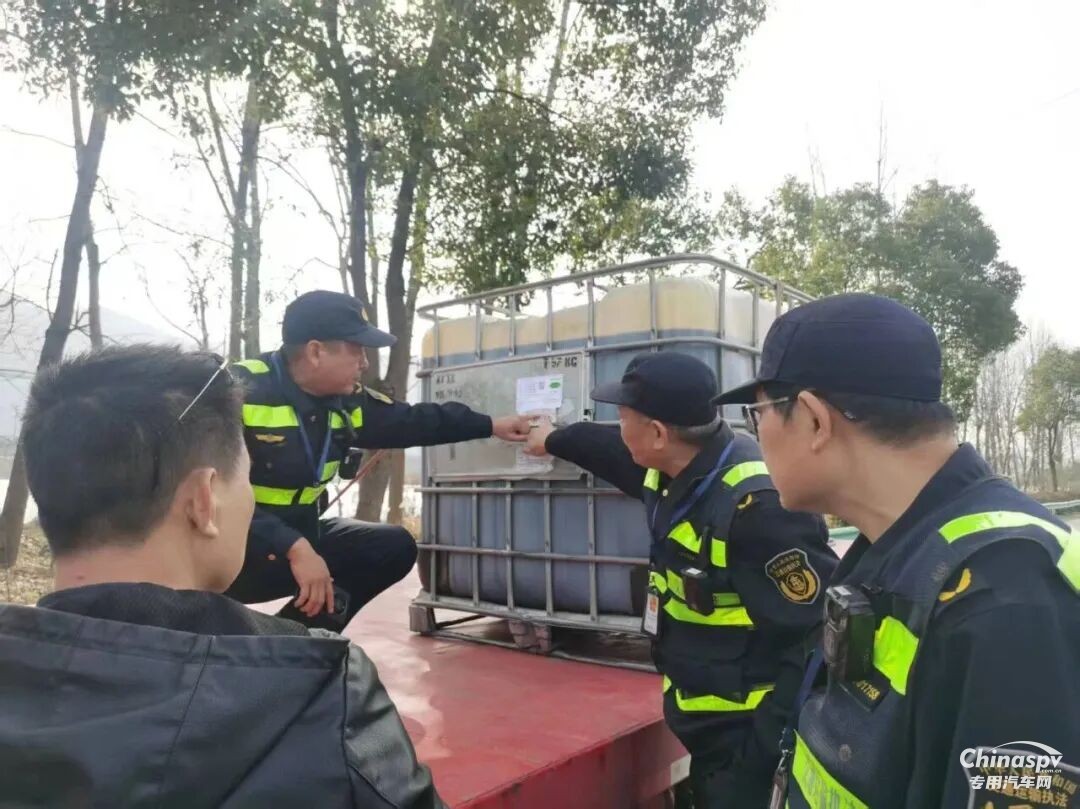 安徽查获一未取得危险货物运输资质车辆违法行为