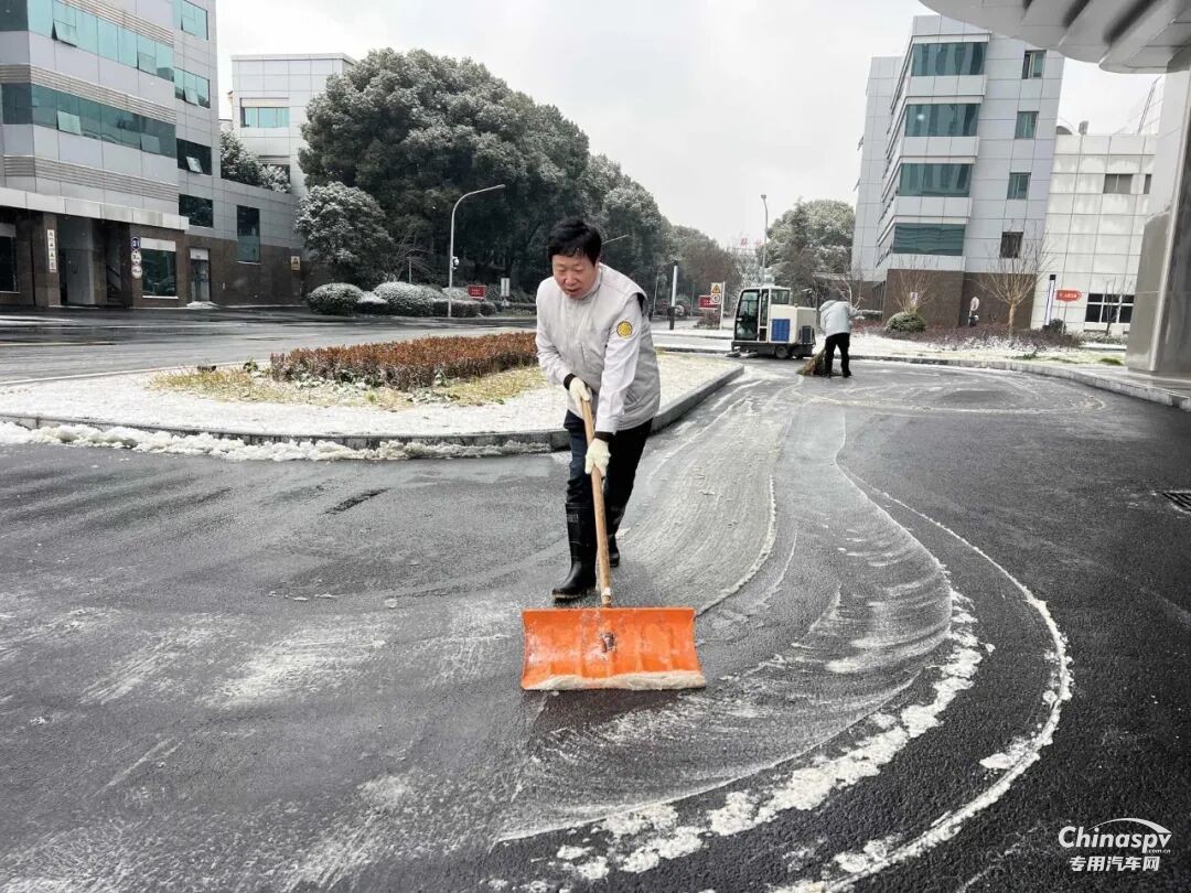 解放动力总成事业部高效应对雨雪冰冻天气