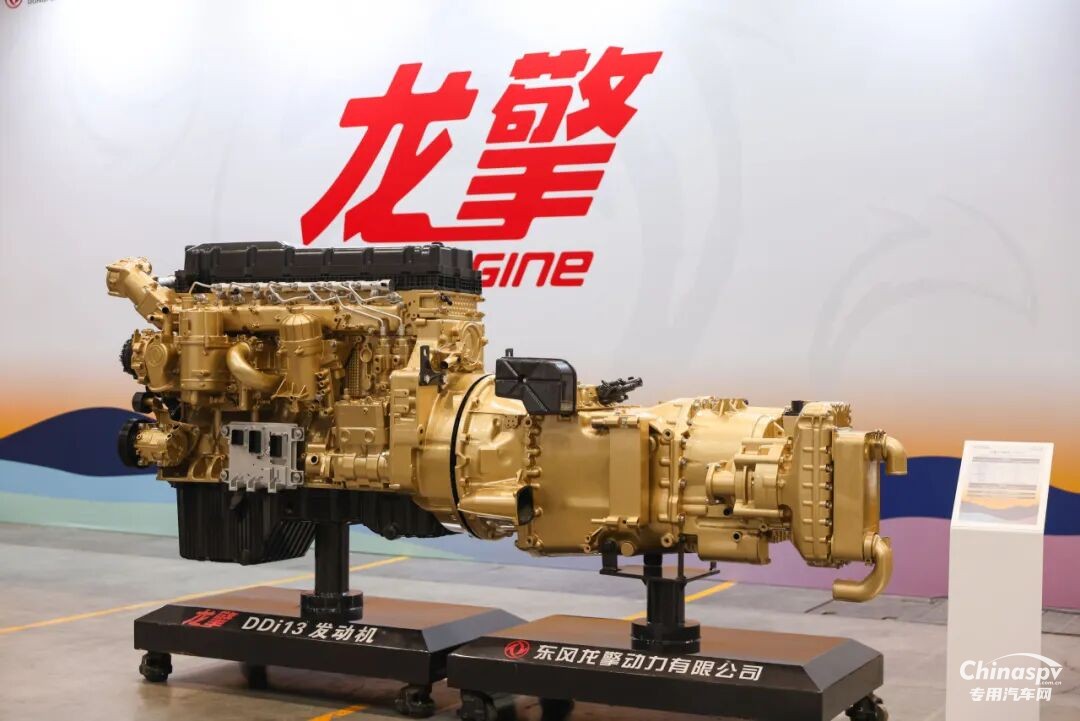 现场加购30台！河南大客户走进龙擎，以订单印证信赖