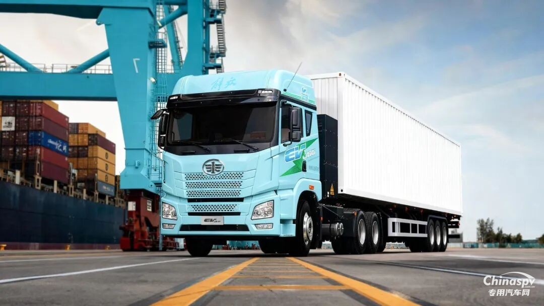 对于许多刚接触纯电卡车的卡友来说，难免会对续航、电机保养、充电安全等方面心存疑虑。今天，解放青汽给大家带来一篇干货满满的驾驶科普指南。