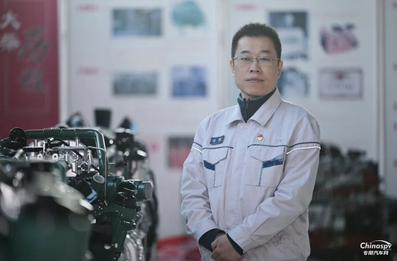 2025年,动力总成事业部一批爱岗敬业、实绩卓著的员工获评年度先进员工标兵。