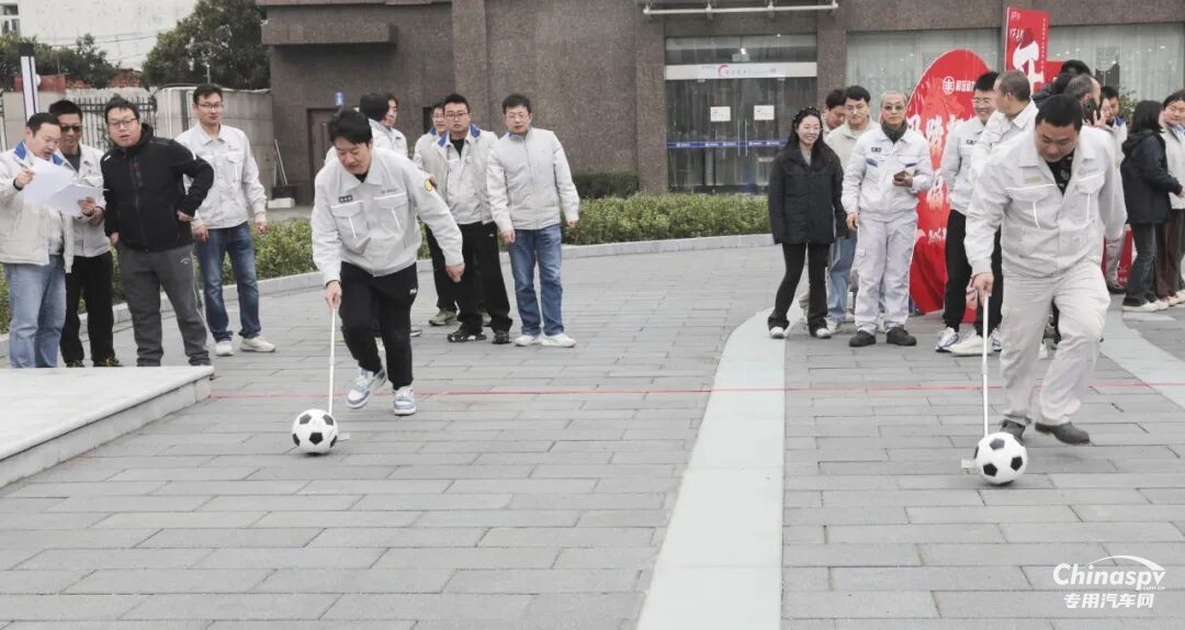 解放动力总成事业部欢喜闹元宵！