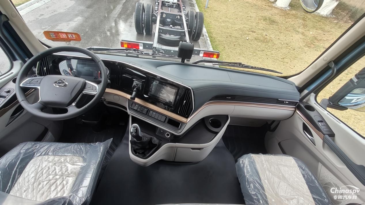 乘龙H5V绿通房车