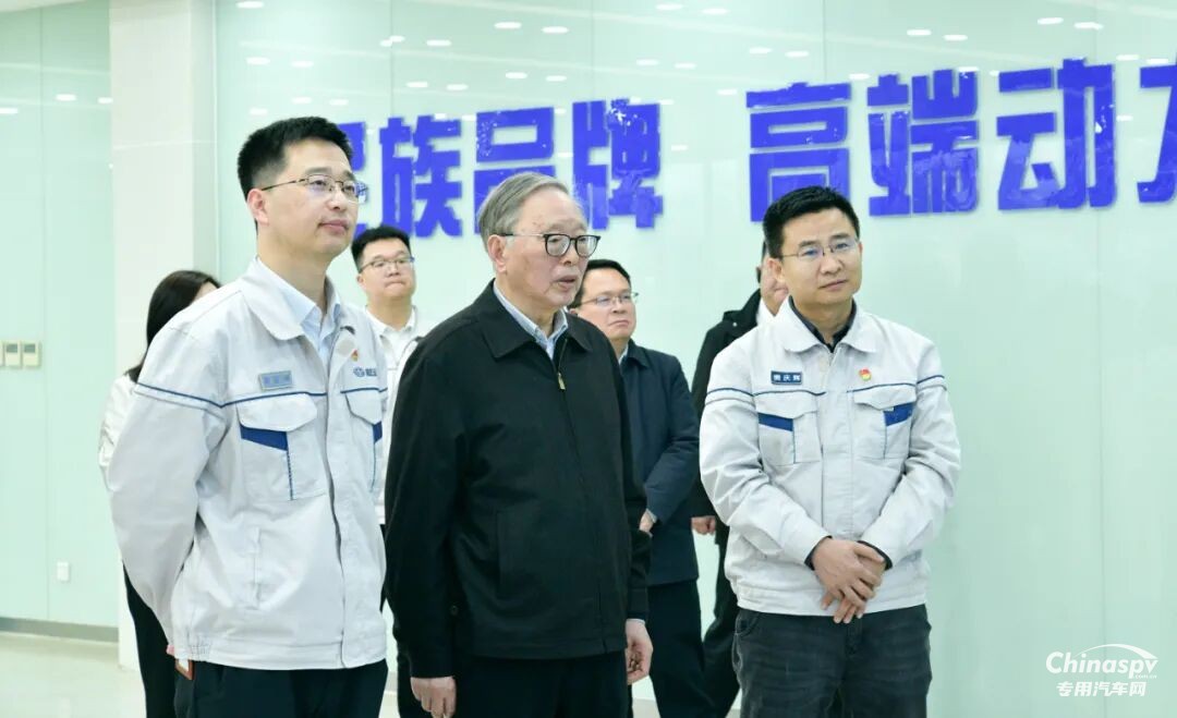 无锡市人大代表梁溪组来解放动力总成事业部开展专题调研