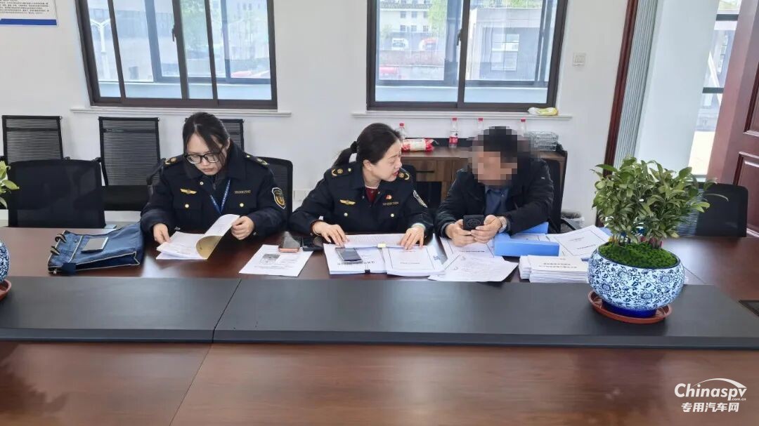 江苏靖江开展危货运输罐车事故类比排查整治行动