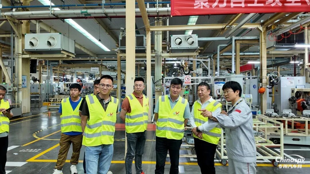 贵州BJFZ物流到访东风龙擎动力考察交流