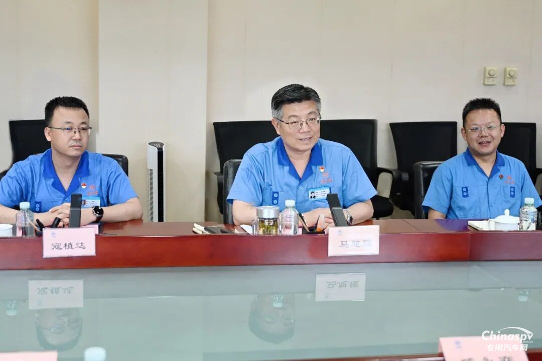 法士特马旭耀董事长会见立中合金客人