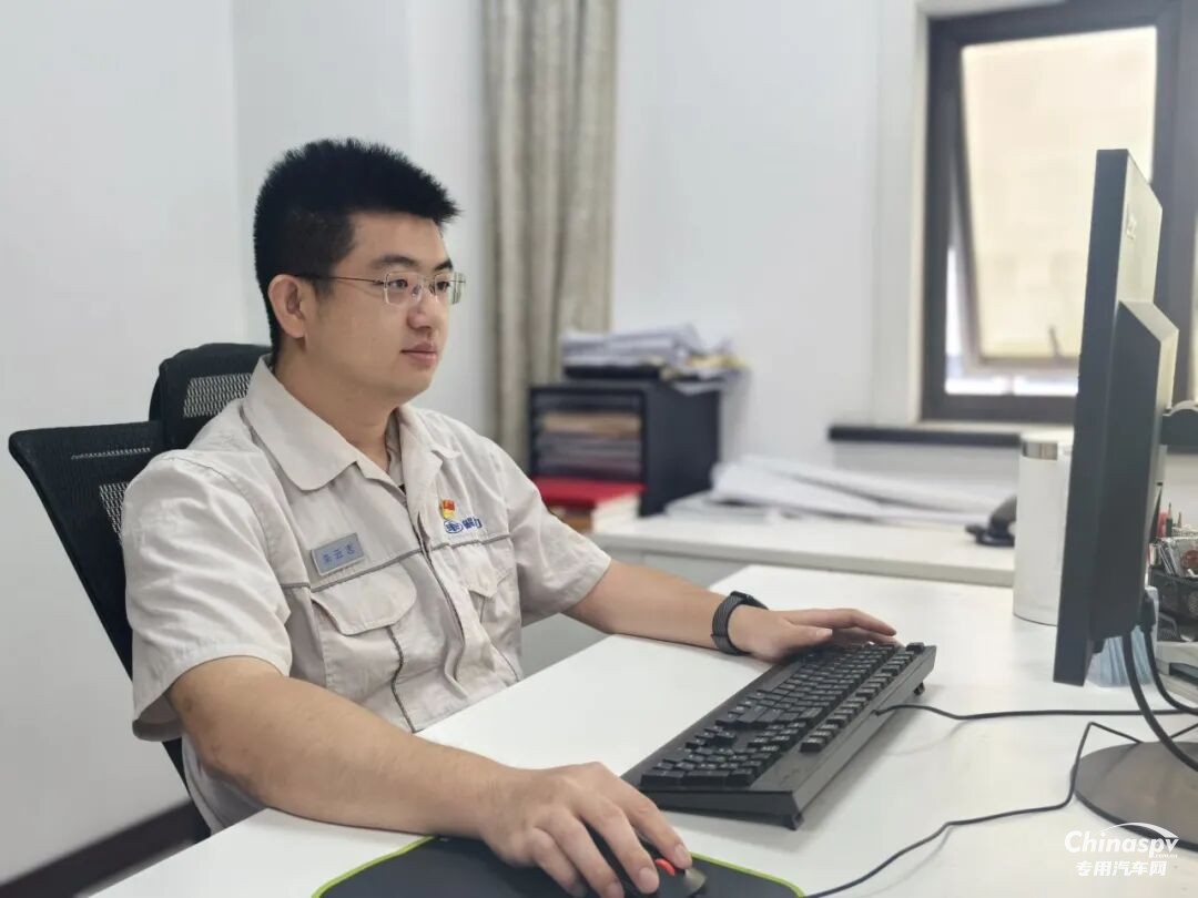 解放动力：匠心铸不凡，实干显担当！