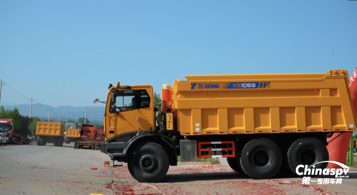 百台齐发徐工矿卡闪耀西北大地