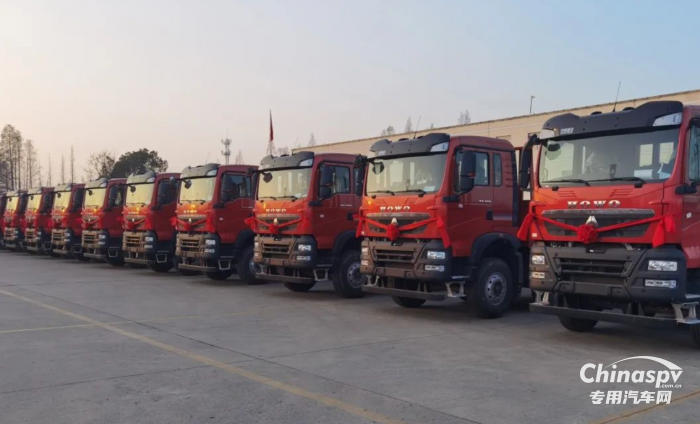 开年收获开门红 30辆豪沃油田搬家车成功交付中石化