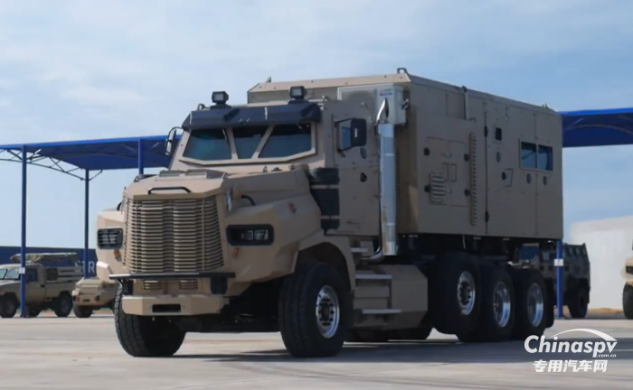 美国MADF公司打造多功能军用方舱专用车