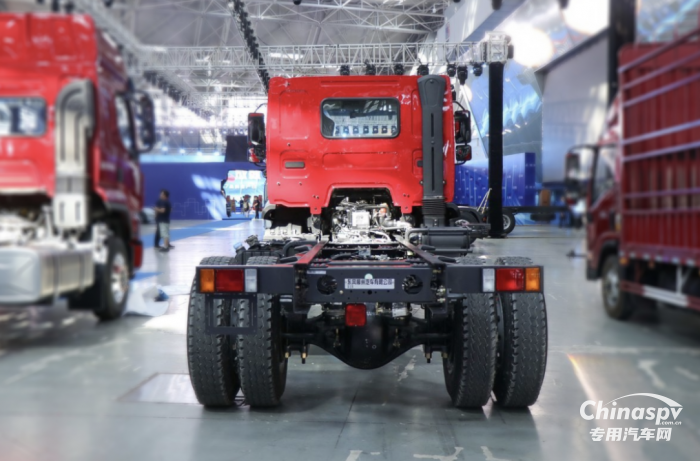 乘龙 L3 4×2 自卸车：满足乡村基建运输需求 为卡车司机带来更多收益和价值