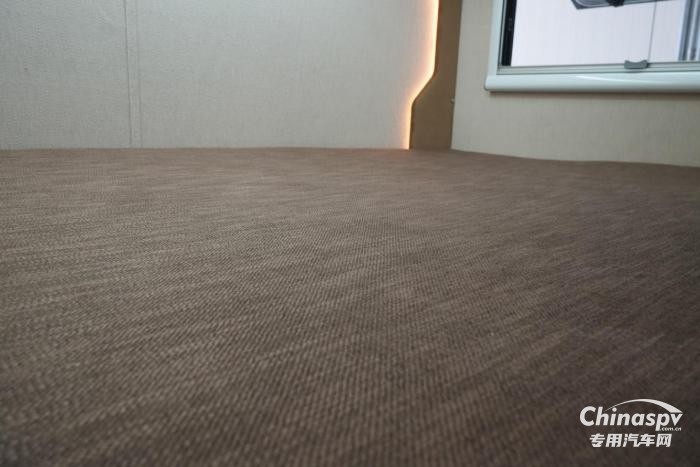 快上车！欧马可智蓝混动房车带你开启无忧之旅！