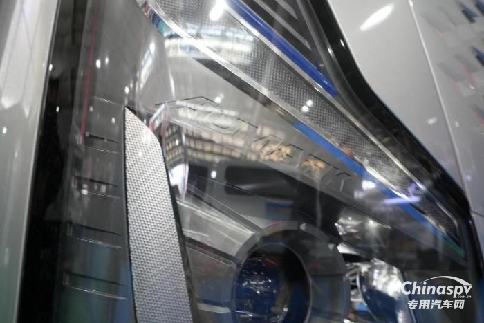 快上车！欧马可智蓝混动房车带你开启无忧之旅！