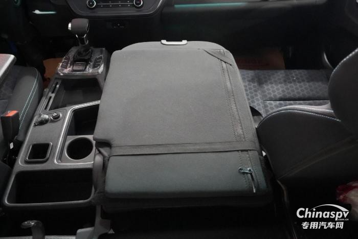 快上车！欧马可智蓝混动房车带你开启无忧之旅！