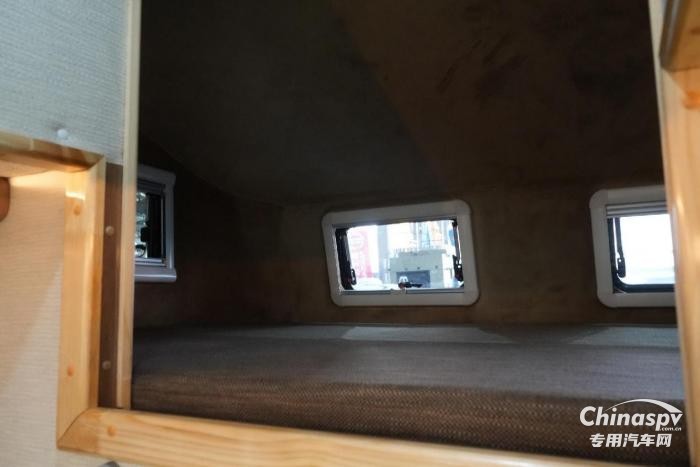 快上车！欧马可智蓝混动房车带你开启无忧之旅！